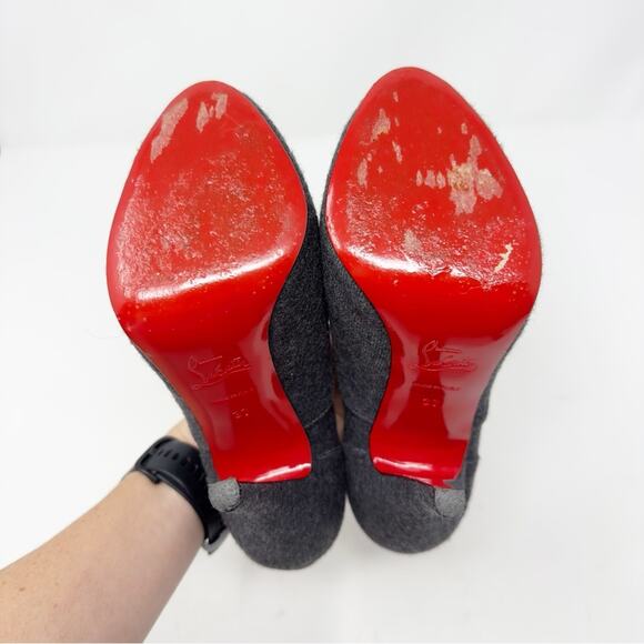 Christian Louboutin Lady Derby Flannel Ankle Boots size 37 - Picture 9 of 10